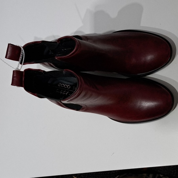 ECCO SHAPE SCULPTED MOTION 55 RED | WOMENS BOOTS - Picture 6 of 11